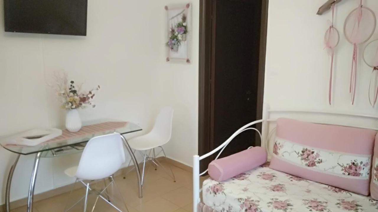 Iris Deluxe 1 Kawala